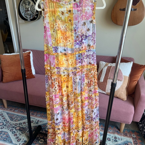 Stunning Floral Gown! - Picture 7 of 7